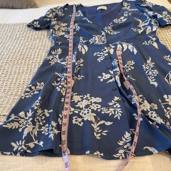 SÉZANE Lily Dress in Blue & Cream Floral Print sz US 8 / FR 40 EUC - Picture 11 of 12